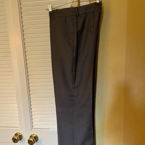 Bernard Zins Size 8 lightweight wool grey lined slack